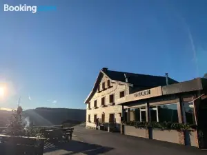 Hôtel - Restaurant le Couchetat