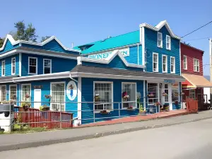 Pioneer Inns