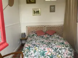 Studio épicéa Avec Jardin Dans Charmante propriété