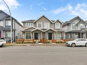 Levida Living - Cozy 2 Bedroom Suite at the Heart of Langley