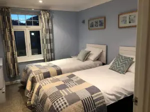 Atlantic Lodge