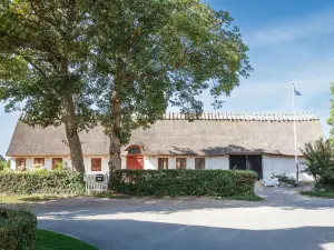 Ragnhilds Gård, Hostel