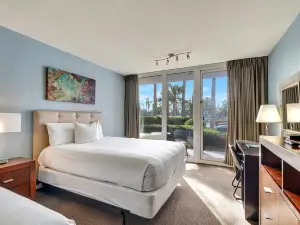 Stunning Bay Views and Relaxation Amenities - Charming Coastal Escape