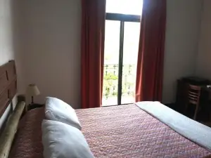 San Isidro Hotel