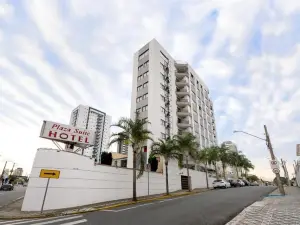 Plaza Suite Hotel