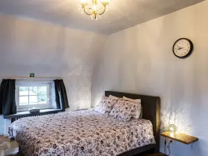 Rose House B&B