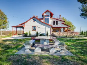Historic Atchison Farmhouse w/ Patio Near Downtown