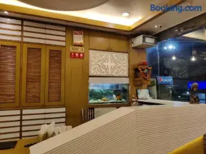 hotel abhilasha pachmarhi '
