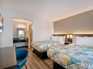 Motel 6 Marina, CA - Monterey