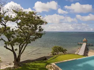 Las Verandas Hotel & Villas