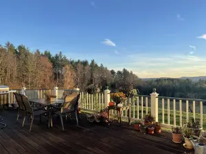 High Hill Inn
