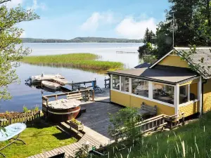 6 Person Holiday Home in Degerfors