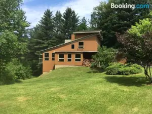 Crossett Hill Lodge