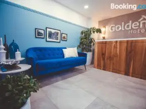 Golden Hotel