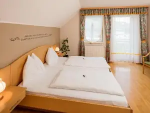Gasthaus Pension Zum Lustigen Steirer