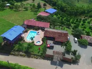 Hotel Campestre la Cecilia