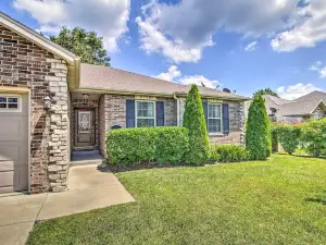 Pet-Friendly Home with Yard 9 Mi to Table Rock Lake