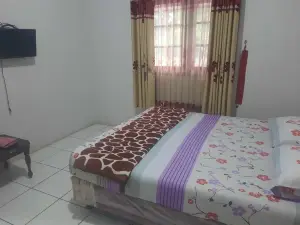OYO 94212 Home Stay Syariah Annur