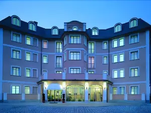 Green Hotel