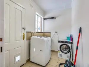 StayAU Family-Friendly 3BR Getaway in Malvern