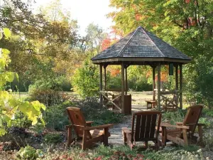 1800s Home, Train-Themed Decor, Walk to Downtown & Attractions, Exclusive Perks