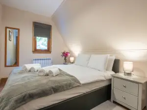 Loch Lochy Retreat