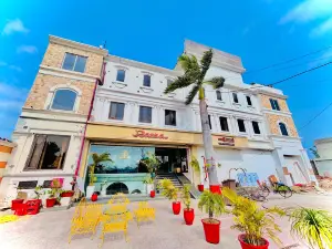 Hotel Razza