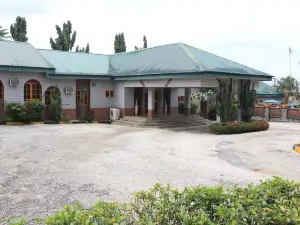 Jacaranda Suites