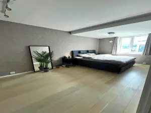Balcony with Great View, Free Garage Parking with EV Outlet, Supermarket in Next Building