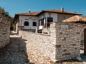 BERATI CASTLE HOTEL