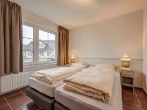 Restyled Villa with Washing Machine Near River Moselle
