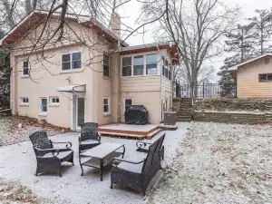 Amazing Lakefront Retreat on Long Lake! 2 Bedroom Home by RedAwning