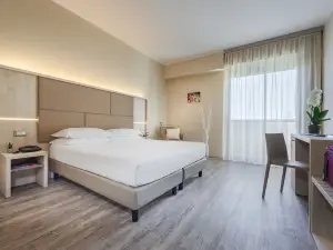 호텔 미팅 카데라라 디 레노