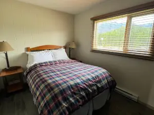 Saddle Mountain Lodge