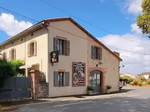 16 Bis-Gîte-Hôtel-Appartement