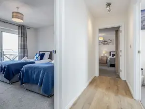 Captivating 3-Bed Apartment in Grays