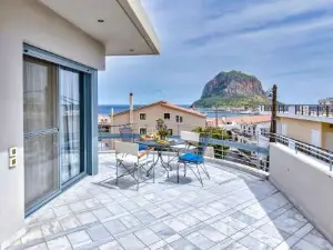 Monemvasia Modern Flat with Panoramic Sea View