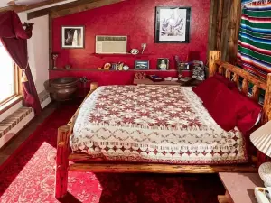 Devils Tower Lodge