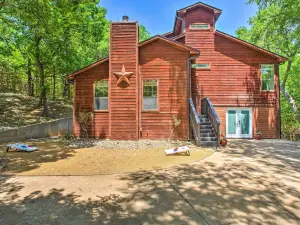The Oasis w/ Game Room & Private Hot Tub!