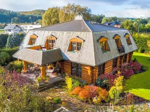 RetroHouse - Wypoczynek DLA dorosłych, B&B