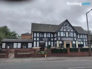 Harleys Inn