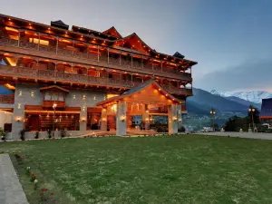 Tiaraa Hotels & Resorts - A Luxury Resort Manali
