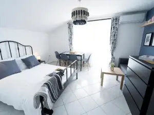 L'Infini Sea View Apartments Zubovići