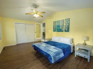 Crivitz Lake House Experience