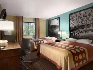 Super 8 by Wyndham Peoria