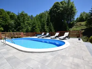 Tranquil Holiday Home in Kvarner with Hot Tub
