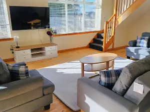 Stobhill 2 Bedroom House with Sofa Bed or Stobhill 2 Bedroom Apartment - Gorebridge