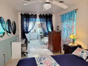 La Vista Del Mar is new beach front property containing two private units.