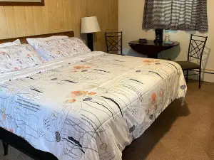 Royal Motel