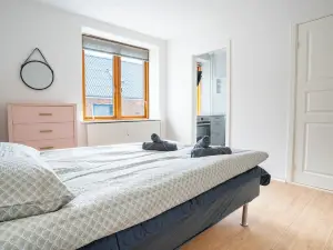 Modernized Bed & Bath